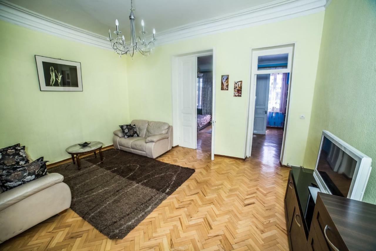 Gold District Apartment Tbilisi Zewnętrze zdjęcie