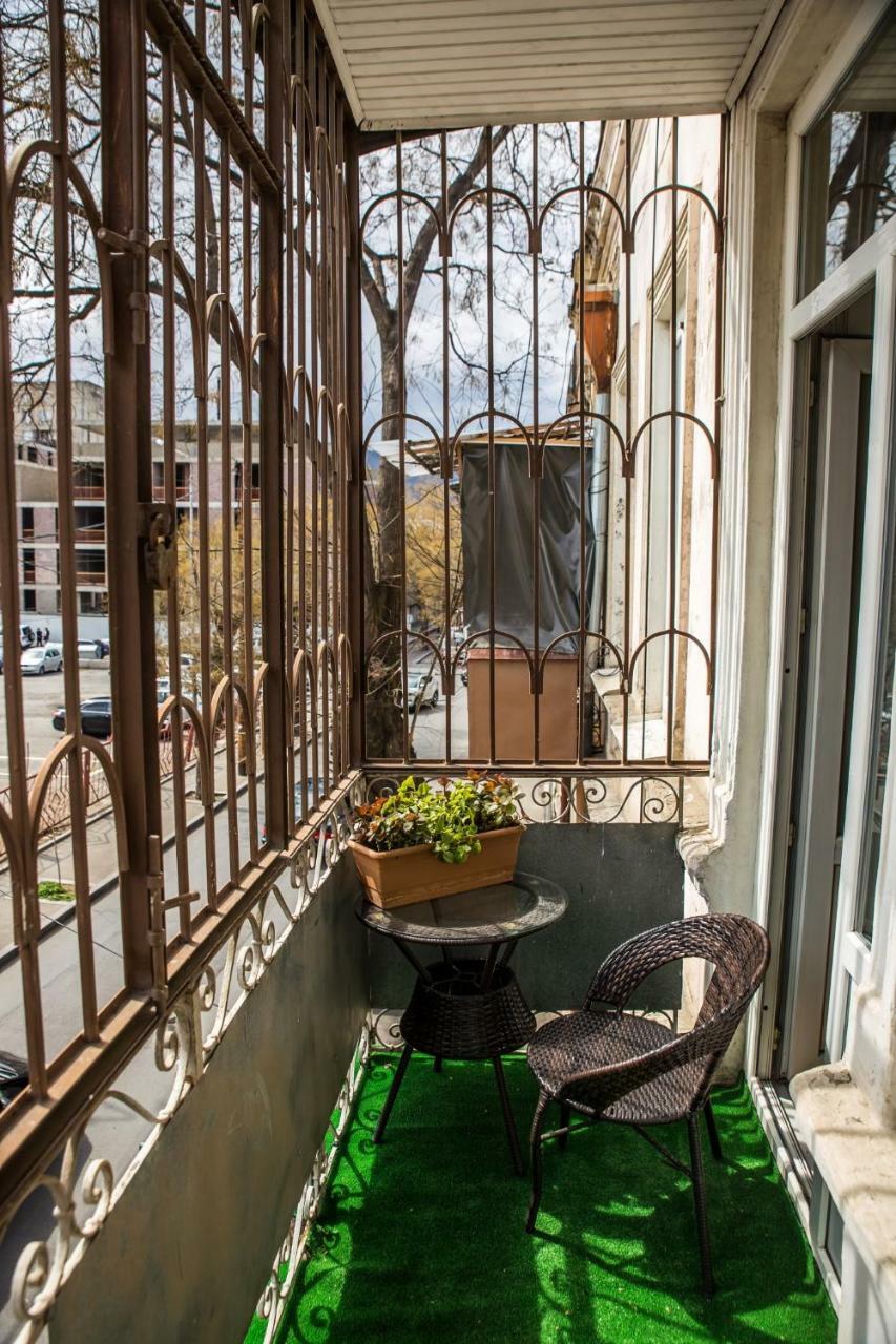Gold District Apartment Tbilisi Zewnętrze zdjęcie