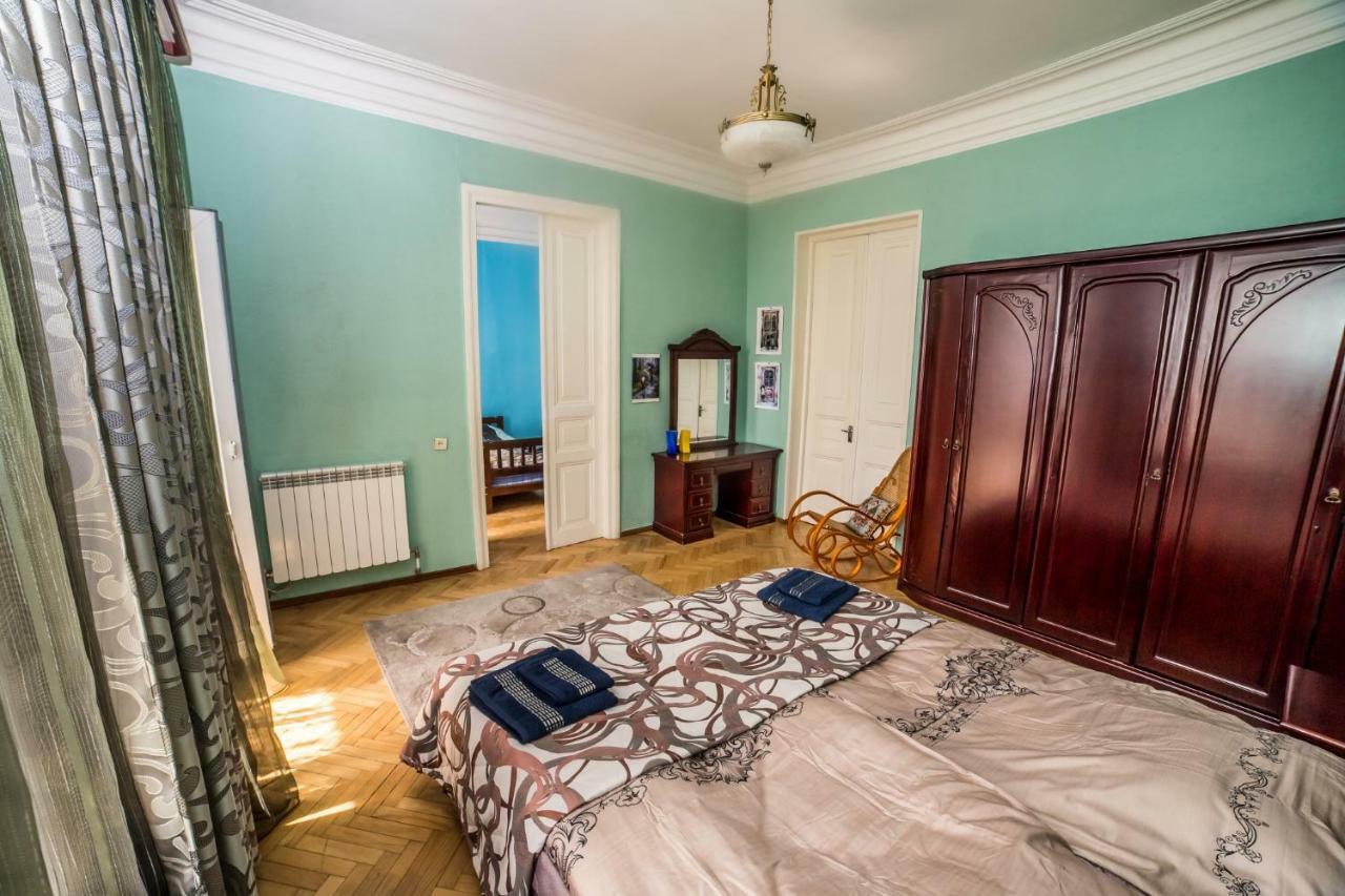Gold District Apartment Tbilisi Zewnętrze zdjęcie