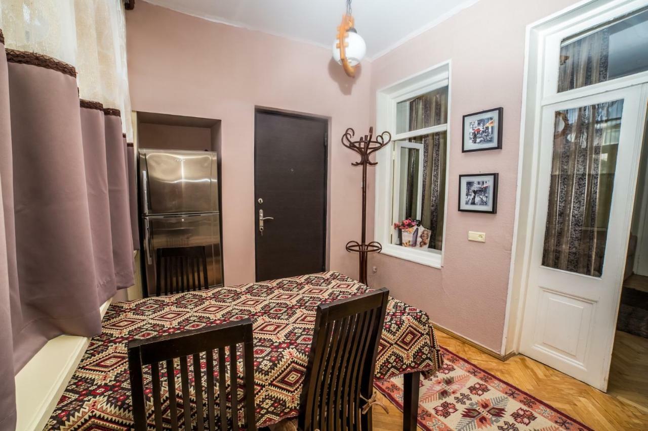 Gold District Apartment Tbilisi Zewnętrze zdjęcie